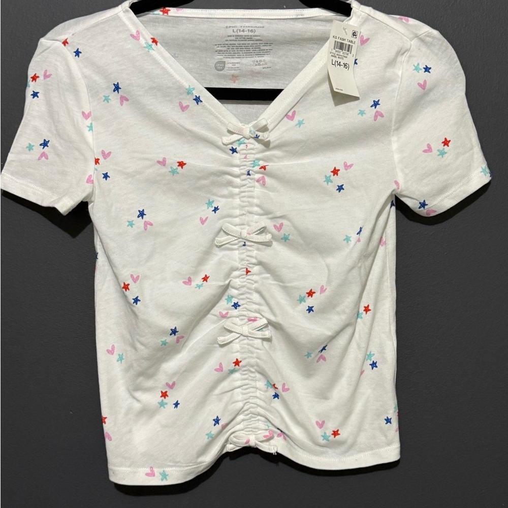 Epic Threads White Short Sleeve Tee with Colorful Stars and Hearts